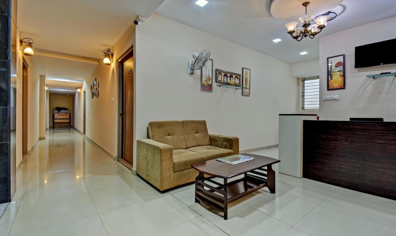 Treebo Trend Apple Tree Apartment & Suites Bangalore Exterior foto
